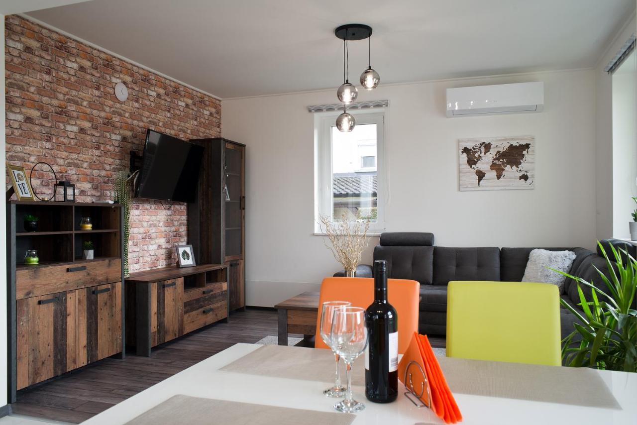 A-765 Apartman Szentgotthard Bagian luar foto
